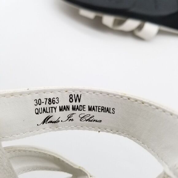 Easy Street Women's Torrid Sandals Size 8 Wide Strappy Slide White Comfort - Picture 7 of 7